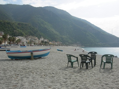 Scilla. Primo pomeriffio sulla spiaggia